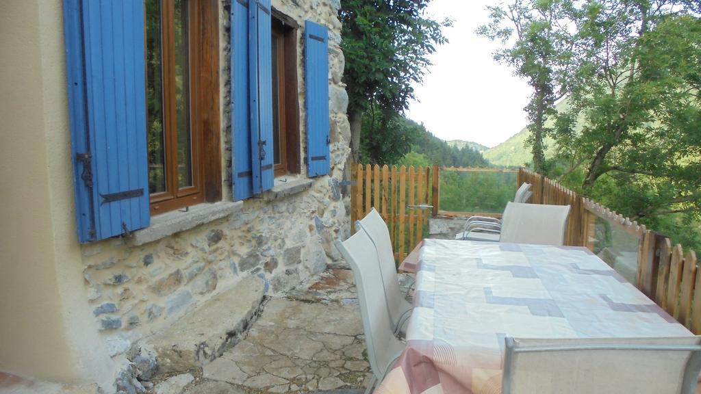 Gites Le Paradoxe Des Pyrenees Montferrier Pokoj fotografie