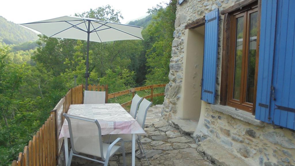 Gites Le Paradoxe Des Pyrenees Montferrier Pokoj fotografie